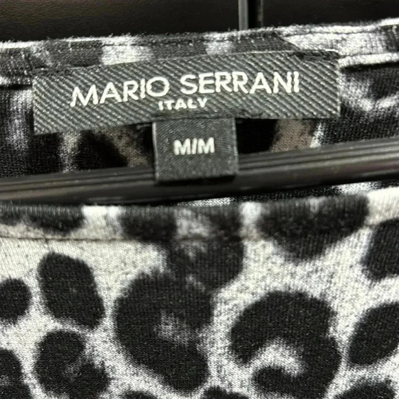 Mario Serrani Scoop-neck,side slit,stretch leopard print long sleeve tunic top - Picture 9 of 10